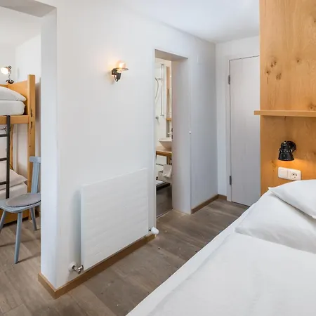 Hotell Der Tannenhof Reutte