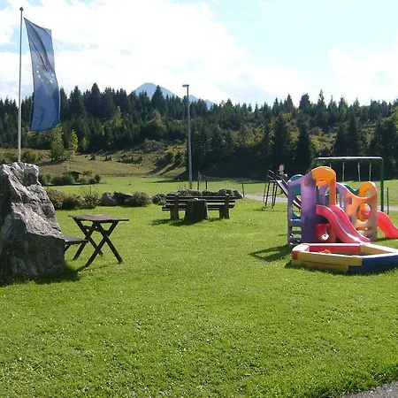 Szálloda Der Tannenhof - Radfahrerhotel