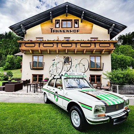 Szálloda Der Tannenhof - Radfahrerhotel