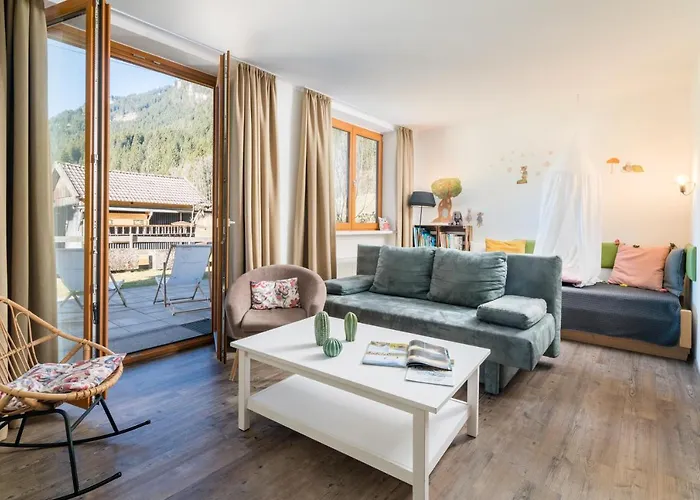 Hotel Der Tannenhof - Radfahrerhotel Reutte