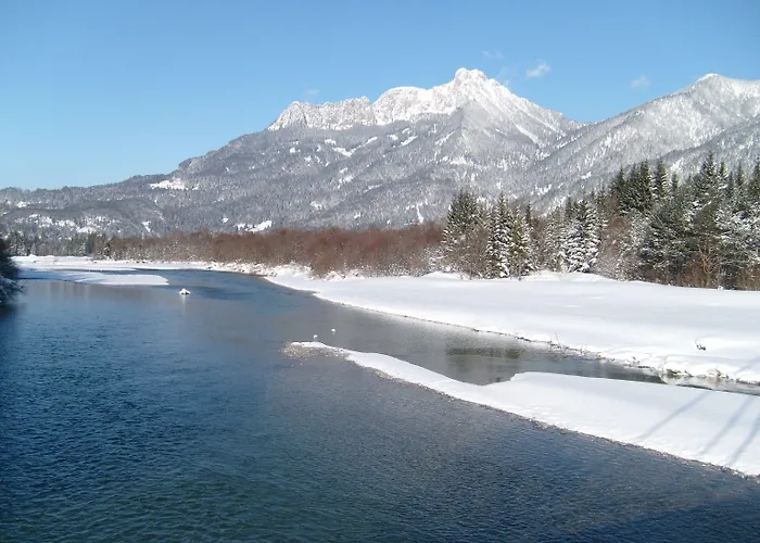 Hotel Der Tannenhof - Radfahrerhotel Reutte