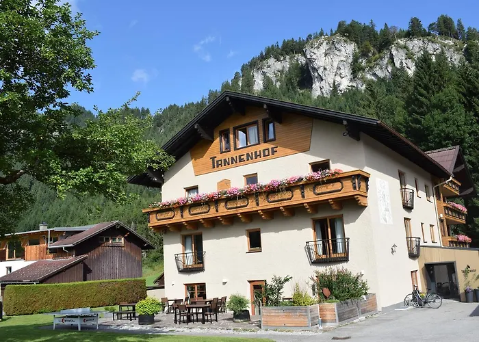 Der Tannenhof - Radfahrerhotel 3*