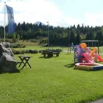 Otel Der Tannenhof - Radfahrerhotel