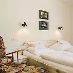 Otel Der Tannenhof - Radfahrerhotel 3*