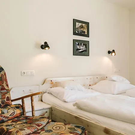 Otel Der Tannenhof - Radfahrerhotel 3*